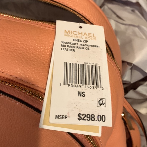 NWT Michael Kors Backpack Beautiful Bag!!!!Holiday Gift - Picture 6 of 12